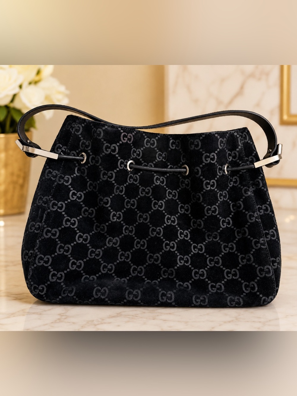 🖤 Vintage Gucci Suede GG Monogram Shoulder Bag – Very Good 
Condition